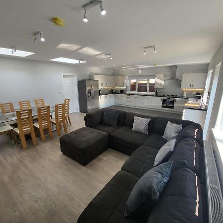 High Spec Large 6 Bedroom House! Kingston upon Thames  Exterior foto